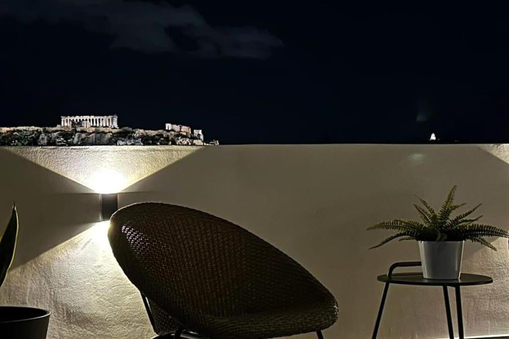 Exquisite Penthouse With Breathtaking Acropolis Panorama View Apartment เอเธนส์ ภายนอก รูปภาพ