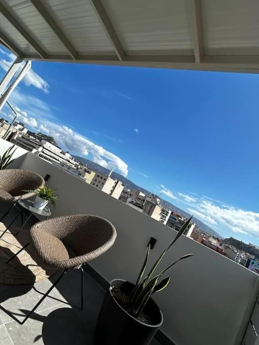 Exquisite Penthouse With Breathtaking Acropolis Panorama View Apartment เอเธนส์ ภายนอก รูปภาพ