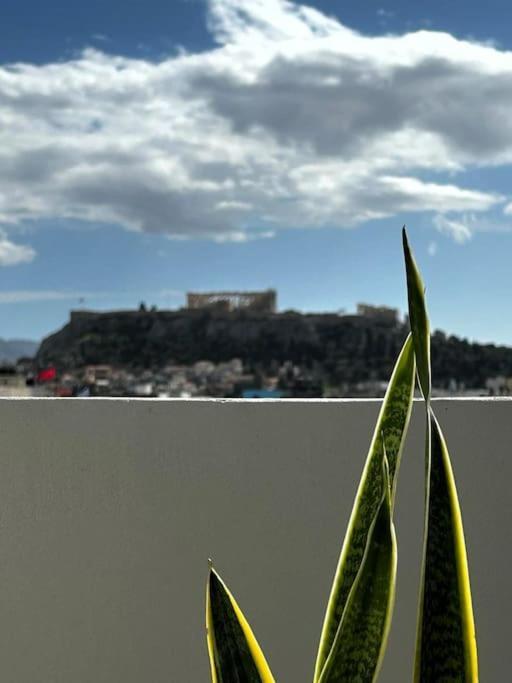 Exquisite Penthouse With Breathtaking Acropolis Panorama View Apartment เอเธนส์ ภายนอก รูปภาพ
