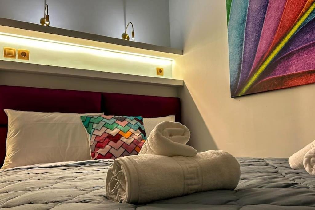 Exquisite Penthouse With Breathtaking Acropolis Panorama View Apartment เอเธนส์ ภายนอก รูปภาพ