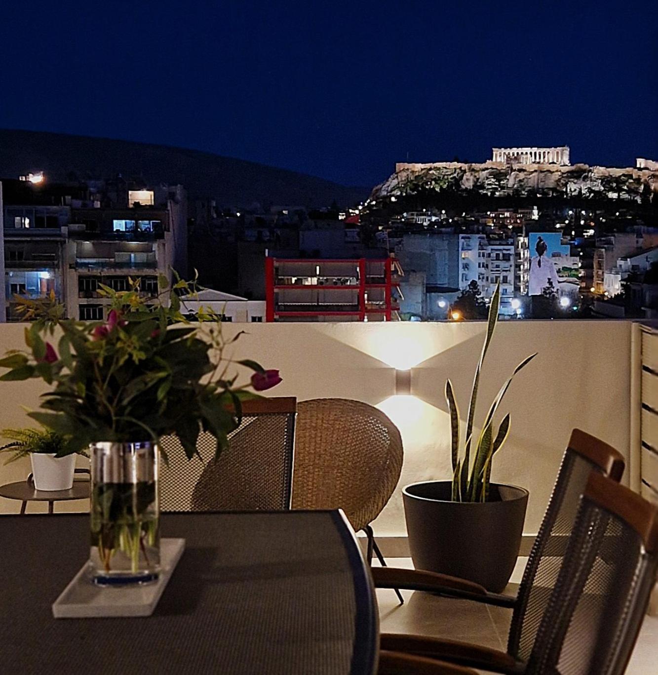 Exquisite Penthouse With Breathtaking Acropolis Panorama View Apartment เอเธนส์ ภายนอก รูปภาพ